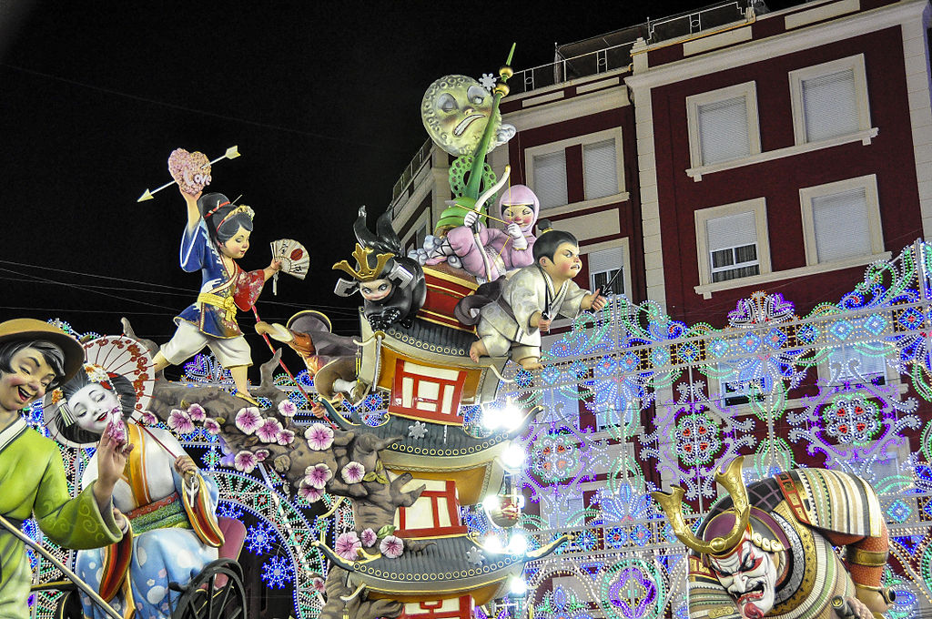 Las Fallas, fuego de devoción en Valencia