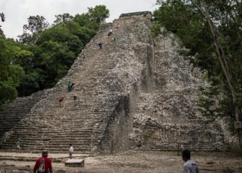 Cobá. La ciudad de los caminos mayas