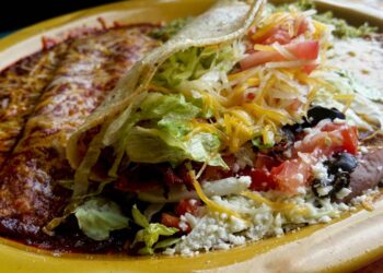 Platillos de la Noche Mexicana