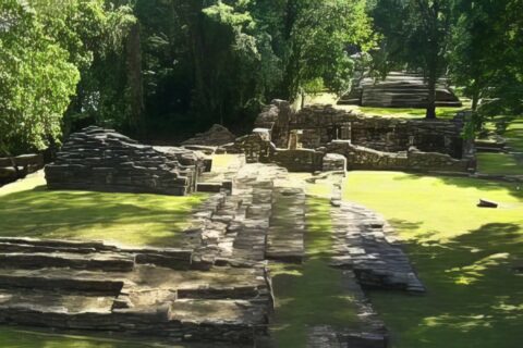 Gran Plaza. Yaxchilán