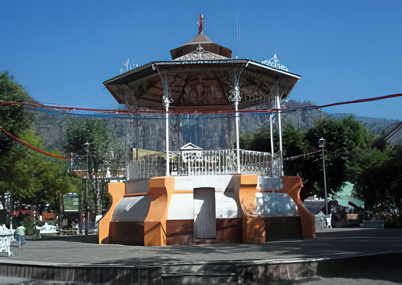 Kiosco en la Plaza Central