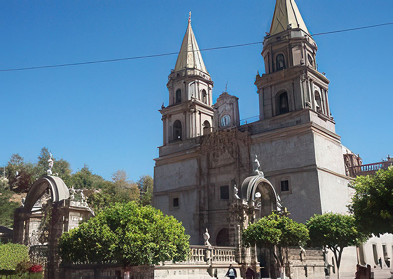 El Templo de Nuestra Señora de Talpa, objetivo de la fe peregrina