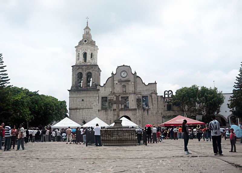 Templo de los Reyes Magos, junto al lago de Cajititlán