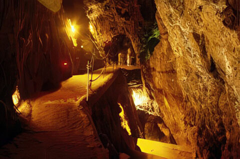 Interior de la mina El Edén.